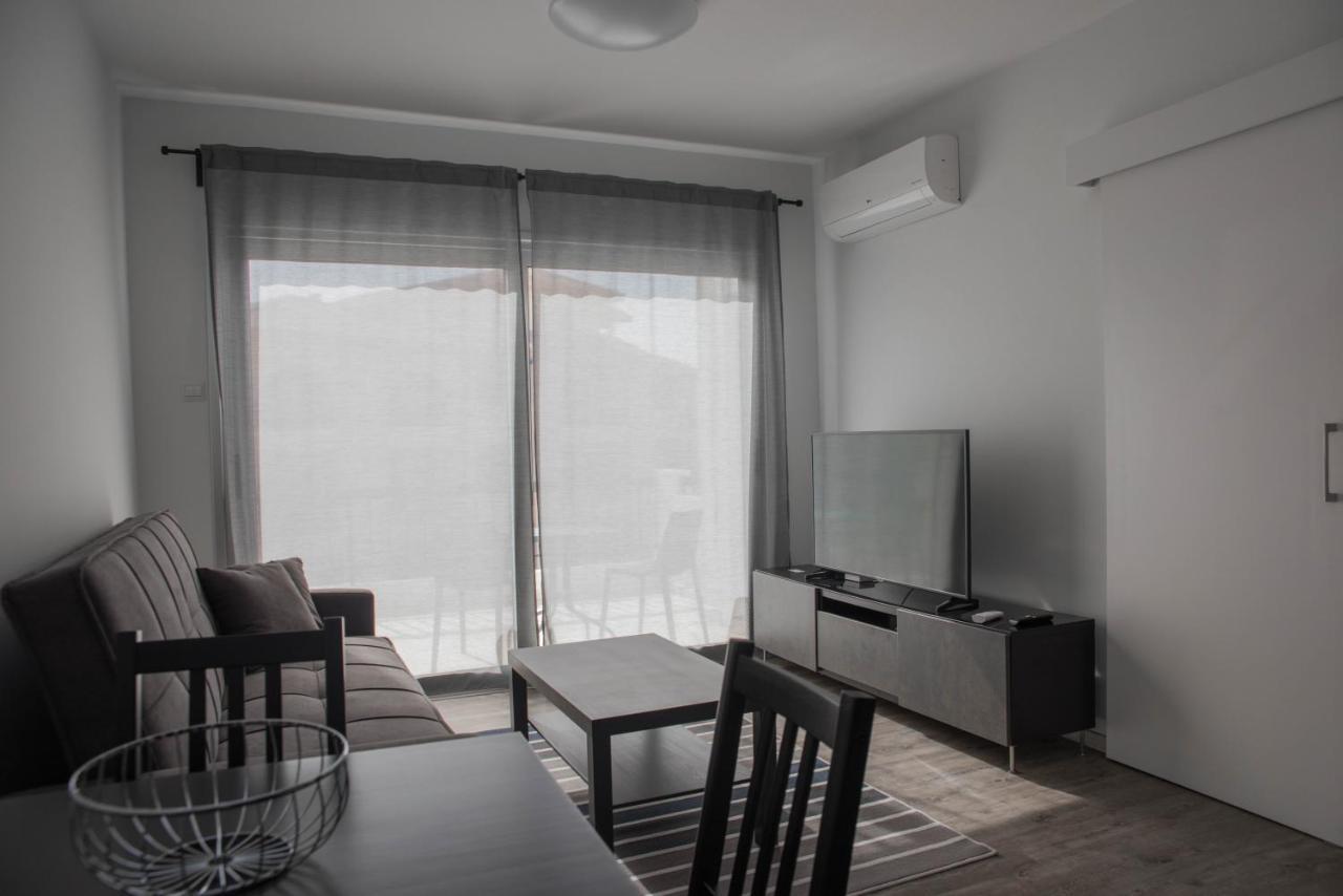One Bedroom Apartment In Paphos In Good Location Exteriör bild