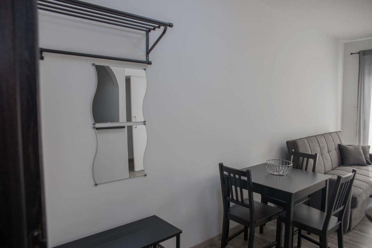 One Bedroom Apartment In Paphos In Good Location Exteriör bild