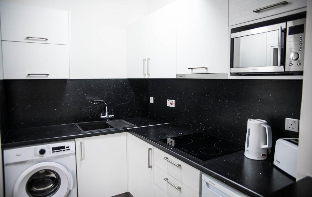 One Bedroom Apartment In Paphos In Good Location Exteriör bild